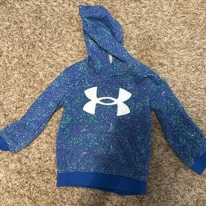 Under Armour Hoodie. Good condition size 4